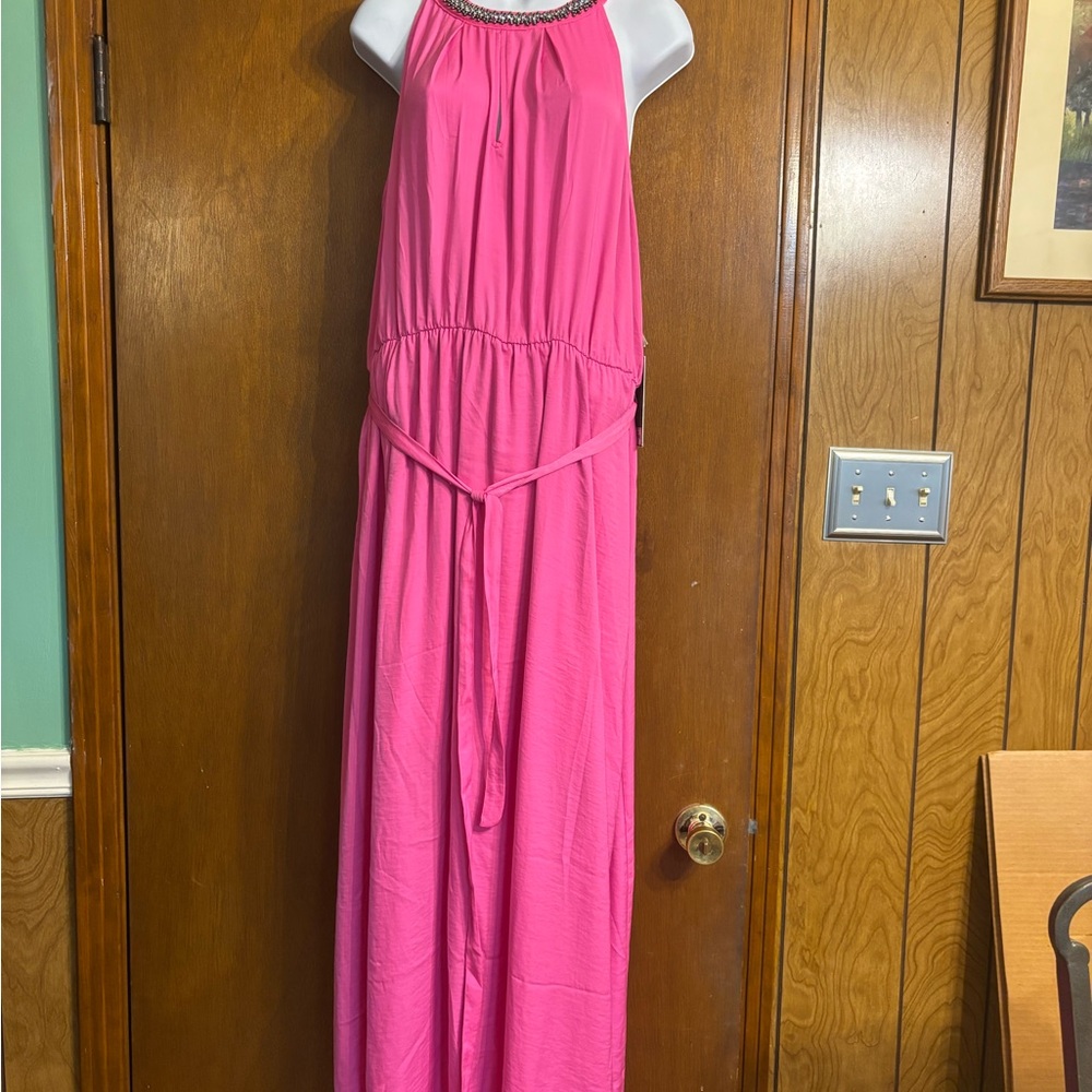 New w/Tags 
Jennifer Lopez Pink Maxi dress w/Side Slit and under slip. Sz.XL $10